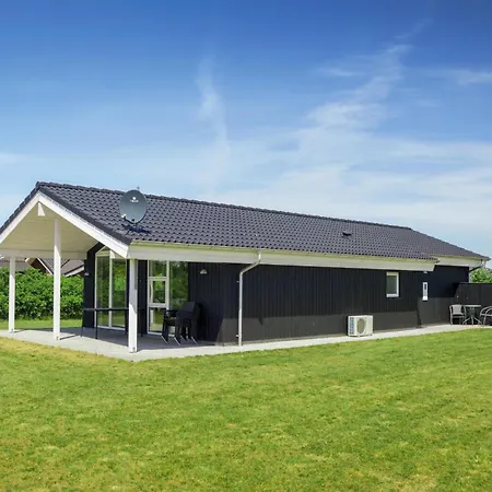 Three-bedroom In * Tarm
