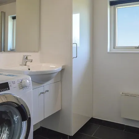 Holiday home Three-bedroom In Tarm