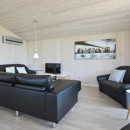 Three-bedroom In Tarm