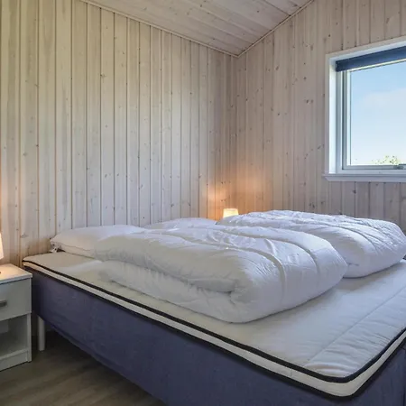 Holiday home Three-bedroom In Tarm